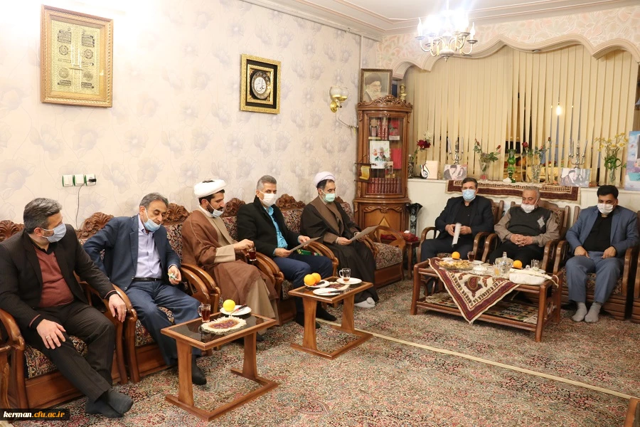 دیدار رئیس دانشگاه فرهنگیان کشور با خانواده شهید محسن برهانی 6