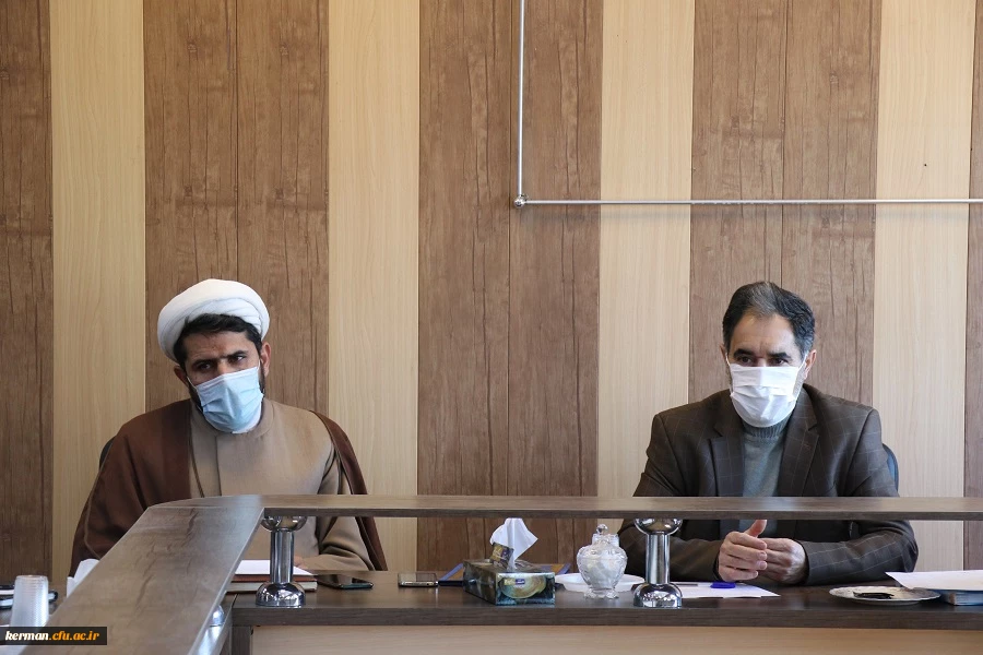 فعالیت های فرهنگی دانشگاه از اهمیت ویژه ای برخوردار میباشد 2