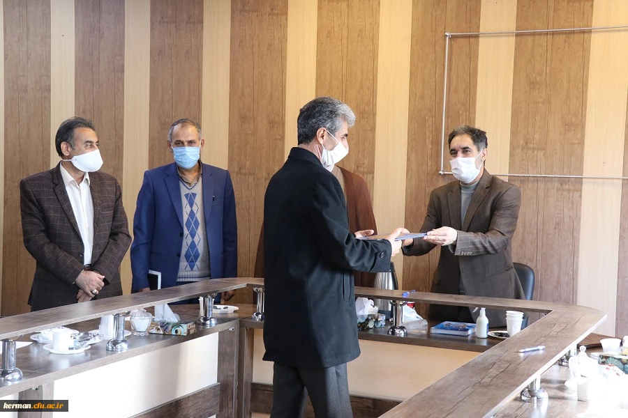 فعالیت های فرهنگی دانشگاه از اهمیت ویژه ای برخوردار میباشد 6