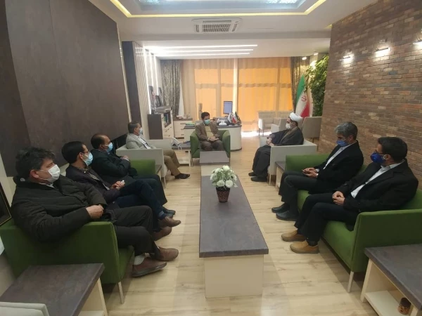 در دیداررئیس دانشگاه فرهنگیان کرمان با شهردار کرمان

شهردار کرمان از تهیه نخستین برنامه پنج ساله شهرداری کرمان با همکاری جامعه دانشگاهی خبر داد 2