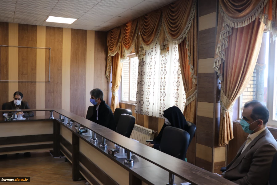 تعیین وضعیت دورکاری همکاران در جلسه شورای اداری دانشگاه فرهنگیان کرمان 3