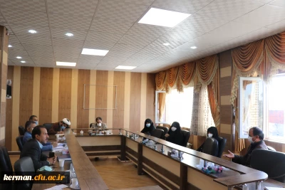 باحضور در گلزار شهدای شهر کرمان وتجدید میثاق با آرمانهای امام راحل و شهدای عظیم الشان ،برنامه های گرامیداشت ایام الله دهه فجر دردانشگاه فرهنگیان استان آغاز می گردد