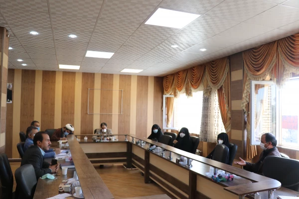 حضور در گلزار شهدای شهر کرمان وتجدید میثاق با آرمانهای امام راحل و شهدای عظیم الشان آغازبرنامه های گرامیداشت ایام الله دهه فجر دردانشگاه فرهنگیان کرمان 2