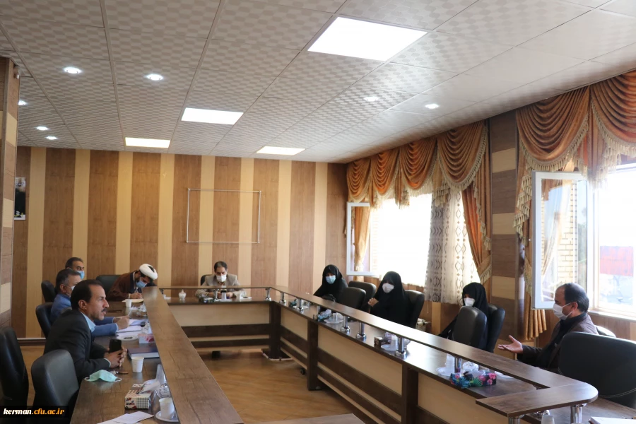 حضور در گلزار شهدای شهر کرمان وتجدید میثاق با آرمانهای امام راحل و شهدای عظیم الشان آغازبرنامه های گرامیداشت ایام الله دهه فجر دردانشگاه فرهنگیان کرمان 2