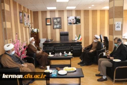 دیدار رئیس دانشگاه فرهنگیان استان با مدیر حوزه های علمیه کرمان 3