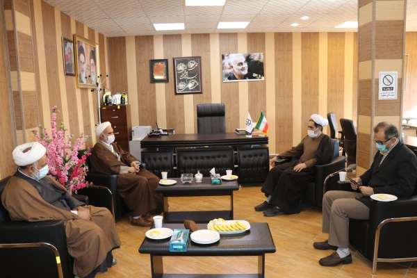 دیدار رئیس دانشگاه فرهنگیان استان با مدیر حوزه های علمیه کرمان 3