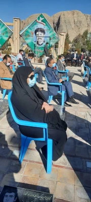 حضور مسئولین دانشگاه فرهنگیان استان کرمان درآیین گرامیداشت سالروز ورود امام خمینی (ره)به میهن از جوارمزار حاج قاسم 3