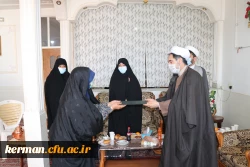 دیدار رئیس دانشگاه فرهنگیان استان کرمان با خانواده شهید حسین محمدی 8