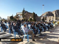 تجدید عهد وپیمان اساتید بسیجی دانشگاههای استان کرمان با آرمانهای امام راحل وشهدای عظیم الشان      5