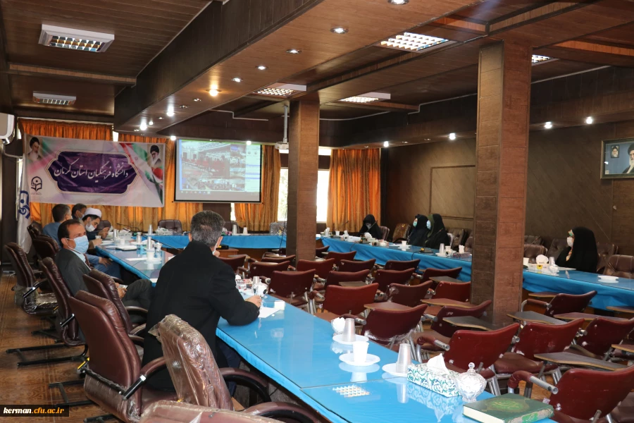 آیین استقبال از دانشجو معلمان جدیدالورود در دانشگاه فرهنگیان کرمان برگزارشد 2