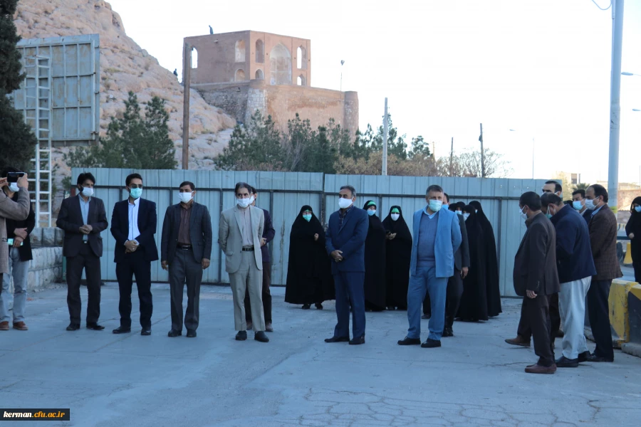 برگزاری مسابقه کوه پیمایی بمناسبت گرامیداشت دهه فجر در دانشگاه فرهنگیان کرمان 3