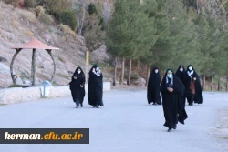 برگزاری مسابقه کوه پیمایی بمناسبت گرامیداشت دهه فجر در دانشگاه فرهنگیان کرمان 9