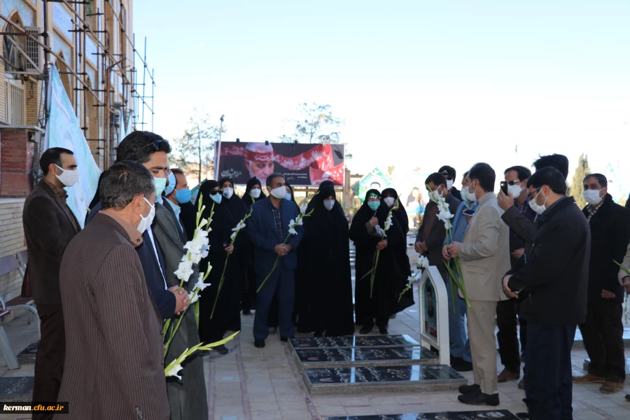 تجدید میثاق دانشگاهیان دانشگاه فرهنگیان کرمان با امام راحل وشهدای عظیم الشان 2