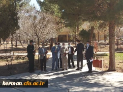 جلسه ستاد شاهد وایثارگر دانشگاه فرهنگیان کرمان با حضور دکتر توان رئیس دانشگاه فرهنگیان استان ، احمدی وعلیزاده نمایندگان اعزامی از سازمان مرکزی دانشگاه ، سرهنگ مهدوی وسایر اعضاء بمنظور بررسی عملکرد وپیشرفت کار پروژه یادمان شهدای گمنام برگزار شد 4