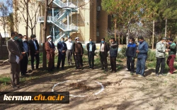 کلنگ زنی پارک مطالعه پردیس خواجه نصیر الدین طوسی دانشگاه فرهنگیان کرمان 2