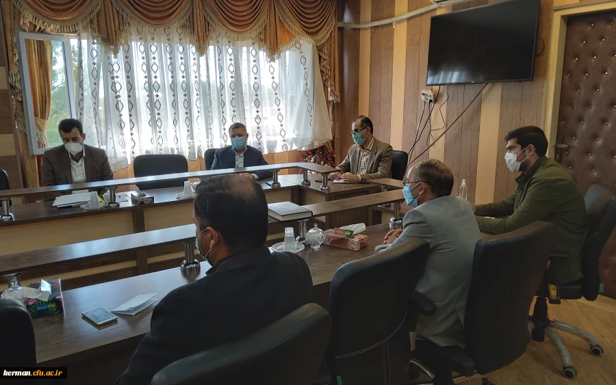 دکتر توان 
 جامعه ما در بحثهای اخلاقی وتربیتی ،نیاز به یک الگوداشت که این الگو حاج قاسم شد 3