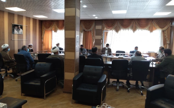 دکتر توان 
 جامعه ما در بحثهای اخلاقی وتربیتی ،نیاز به یک الگوداشت که این الگو حاج قاسم شد 5