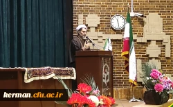 تربیت معلم شایسته مهمترین وظیفه دانشگاه فرهنگیان در راستای منویات مقام معظم رهبری در سال 1400 است . 7