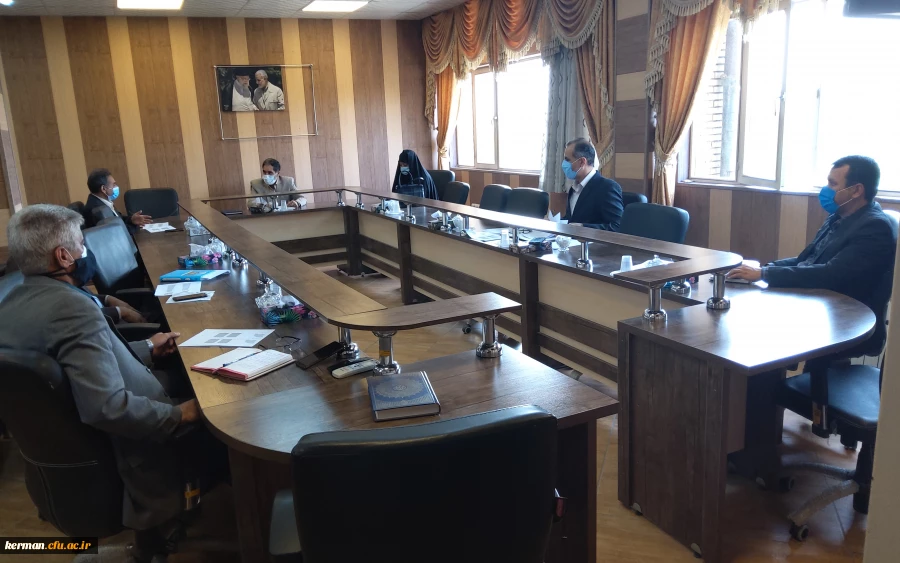 برگزاری اولین جلسه شورای آموزشی دانشگاه فرهنگیان کرمان درسال۱۴۰ 5
