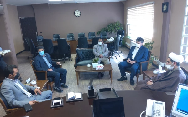 دکتر توان
 استفاده از تجربه و ظرفیت مجمع خیرین مدرسه ساز می تواند در شکل گیری مجمع خیرین دانشگاه فرهنگیان کرمان موثر باشد 4