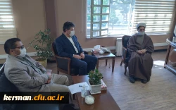 دکتر توان
 استفاده از تجربه و ظرفیت مجمع خیرین مدرسه ساز می تواند در شکل گیری مجمع خیرین دانشگاه فرهنگیان کرمان موثر باشد 5