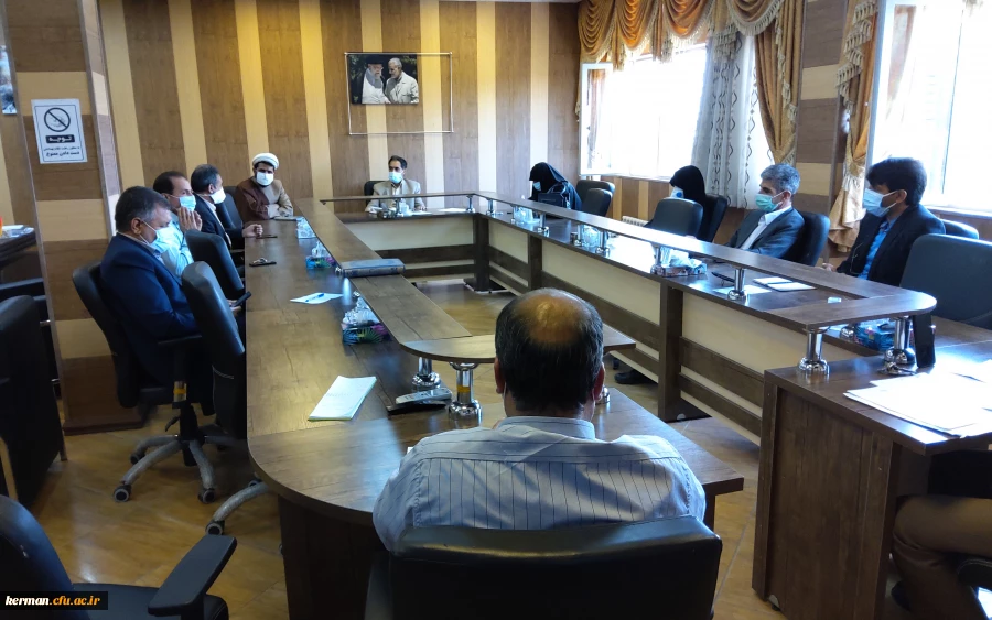 دکتر توان در جلسه شورای اداری دانشگاه فرهنگیان کرمان از برگزاری جلسه هیئت امناء دانشگاه در اردیبهشت ماه خبر داد  2