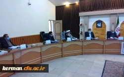 استاندار کرمان،توجه به دانشگاه فرهنگیان رالازم دانست و استفاده از ظرفیت مجمع خیرین درراستای توسعه برنامه های دانشگاه فرهنگیان راموردتاکید قرار داد 5