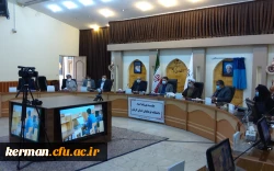 استاندار کرمان،توجه به دانشگاه فرهنگیان رالازم دانست و استفاده از ظرفیت مجمع خیرین درراستای توسعه برنامه های دانشگاه فرهنگیان راموردتاکید قرار داد 7