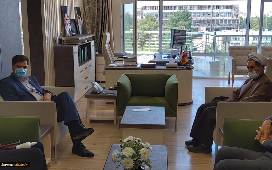 شهردا کرمان دردیدار با رئیس دانشگاه فرهنگیان استان برگسترش همکاریهای فیمابین  به ویژه دربخش های آموزشی، پژوهشی و.....تاکید کرد  5