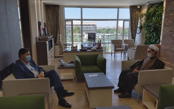 شهردا کرمان دردیدار با رئیس دانشگاه فرهنگیان استان برگسترش همکاریهای فیمابین  به ویژه دربخش های آموزشی، پژوهشی و.....تاکید کرد  2