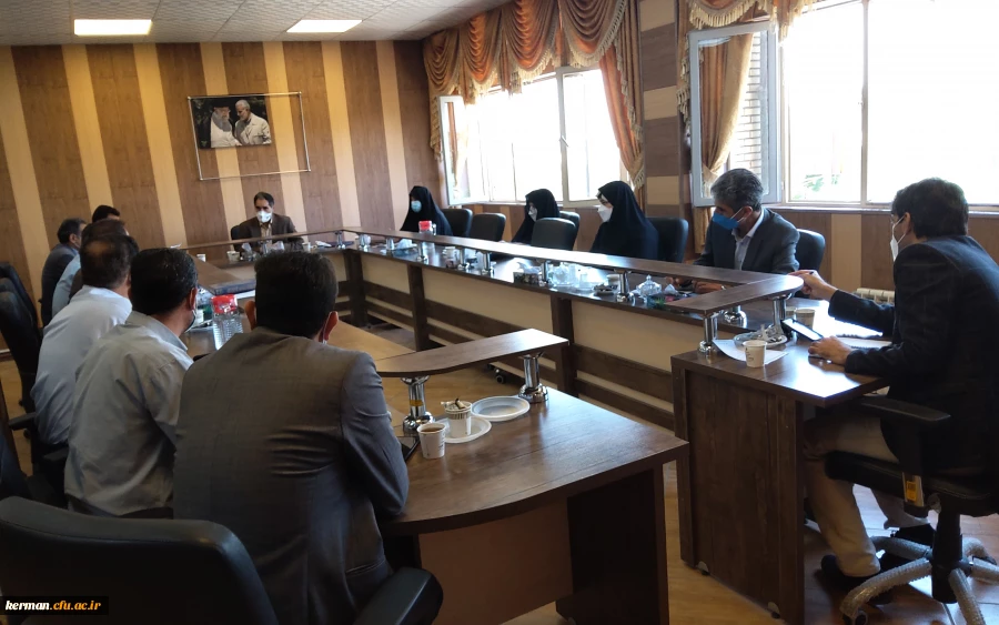 دکتر توان
از مهمترین  وظایف روابط عمومی دانشگاه فرهنگیان، معرفی وشناساندن این دانشگاه میباشد  4