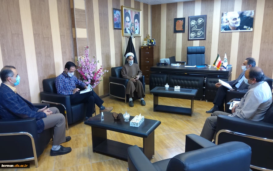 همایش ملی مطالعات برنامه درسی درهزاره سوم با مشارکت وهمکاری انجمن علوم تربیتی پردیس خواجه نصیرالدین دانشگاه فرهنگیان کرمان وانجمن مطالعات برنامه درسی استان برگزار می شود  2