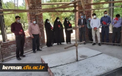 دانشگاه فرهنگیان کرمان به مناسبت گرامیداشت هفته سراهای دانشجویی برگزار کرد
ادای احترام وتجدیدعهدوپیمان با شهداء وامام راحل(ره) 5