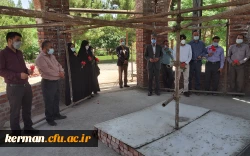 دانشگاه فرهنگیان کرمان به مناسبت گرامیداشت هفته سراهای دانشجویی برگزار کرد
ادای احترام وتجدیدعهدوپیمان با شهداء وامام راحل(ره) 3