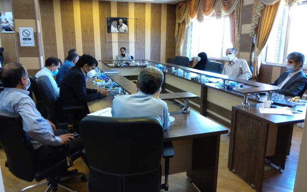 مدیریت تجهیزات کامپیوتری درپردیسها به مسئولین فن آوری واگذار گردید 2