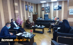 دکتر توان
امیدواریم با مشارکت و کمک خیرین خشت و بنای احداث دانشگاه فرهنگیان کرمان گذاشته شود  2