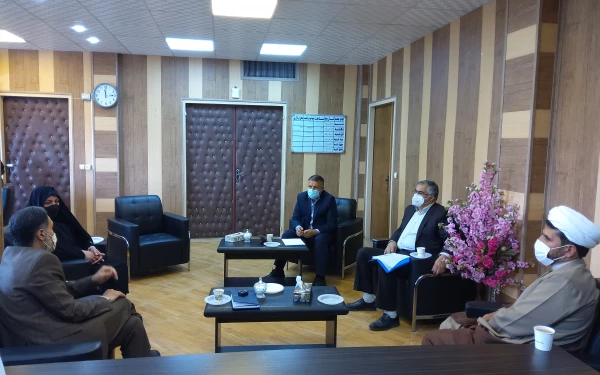 دکتر توان
امیدواریم با مشارکت و کمک خیرین خشت و بنای احداث دانشگاه فرهنگیان کرمان گذاشته شود  3