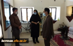 بازدیددکتر توان رئیس دانشگاه فرهنگیان کرمان از موزه نفت سوزها 6