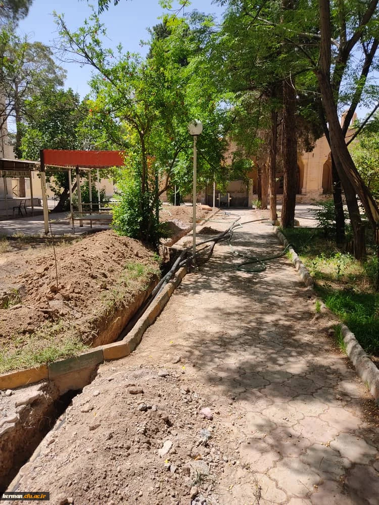 دکتر توان از فعالیت های عمرانی یردیس شهید باهنر بازدید کردند  16