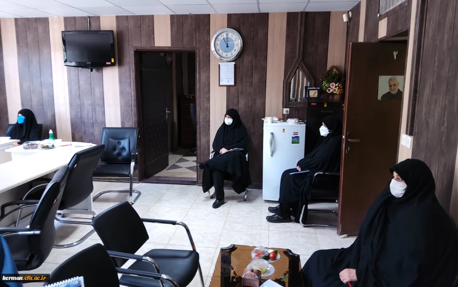 جلسه ارائه گزارش عملکرد یکساله پردیس شهید باهنر دانشگاه فرهنگیان کرمان  3