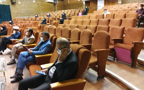 جلسه ارائه گزارش عملکرد یکساله پردیس شهید باهنر دانشگاه فرهنگیان کرمان  6