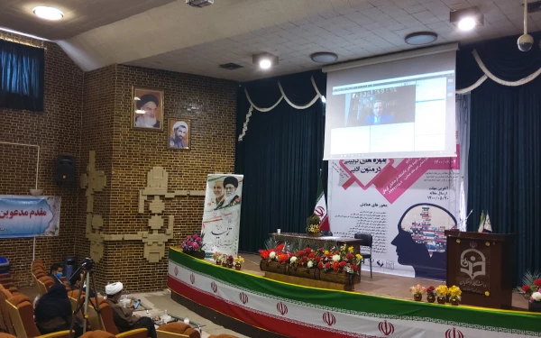 برگزاری همایش علمی آموزه های تربیتی در متون ادبی در پردیس شهید باهنر دانشگاه فرهنگیان کرمان 4