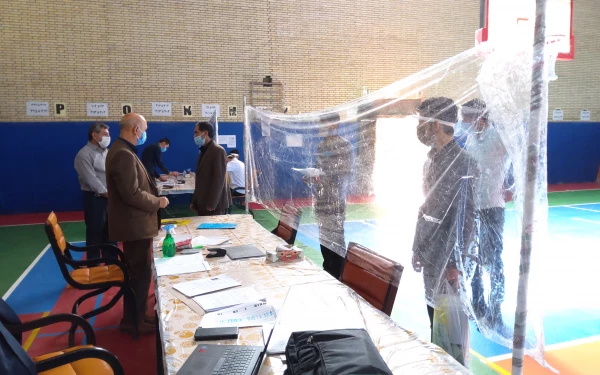 بازدید رئیس دانشگاه فرهنگیان کرمان از فرآیند انجام مصاحبه در پردیس خواجه نصیرالدین طوسی {برادران} 8