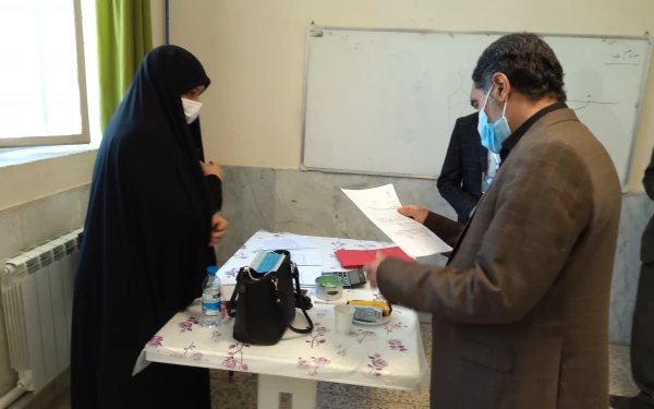 ازدید دکتر توان از مصاحبه معرفی شدگان چند برابر ظرفیت در پردیس شهید باهنردانشگاه فرهنگیان کرمان 3