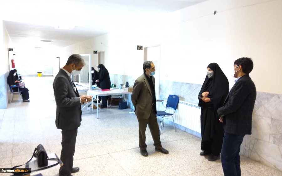 ازدید دکتر توان از مصاحبه معرفی شدگان چند برابر ظرفیت در پردیس شهید باهنردانشگاه فرهنگیان کرمان 5
