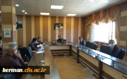 دکتر توان
 عوامل اجرایی و تیم های مصاحبه کننده در شرایط سخت بیماری کرونا از جان مایه گذاشته اند 3