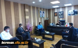 دانشگاه فرهنگیان استان کرمان برگزار کرد
جلسه باز کردن پاکت های مزایده لوازم اسقاطی  2