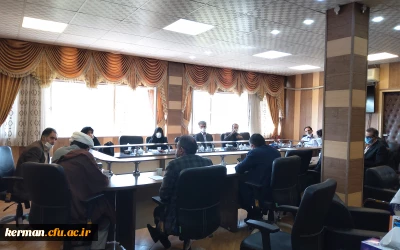 دکتر توان درجلسه شورای اداری دانشگاه فرهنگیان کرمان
بازگو کردن ویژگی های دوران دفاع مقدس باعث بیمه شدن انقلاب میشود