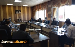 دکتر توان درجلسه شورای اداری دانشگاه فرهنگیا کرمان
بازگو کردن ویژگی های دوران دفاع مقدس باعث بیمه شدن انقلاب میشود 3