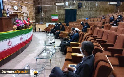 دکتر توان رئیس دانشگاه فرهنگیان کرمان درمراسم جشن آغاز امامت حضرت ولی عصر (عج)
دلیل پیشرفت اسلام رادرفطری بودن وانتخاب راه وروش اخلاق مدارانه پیامبر ذکر کردند